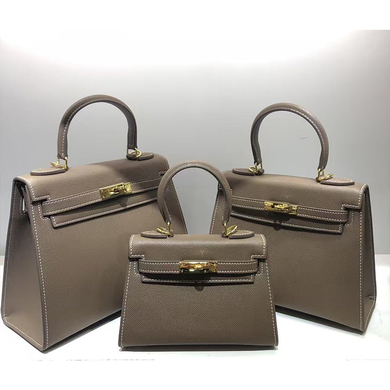 Single-shoulder crossbody bag made of cowhide