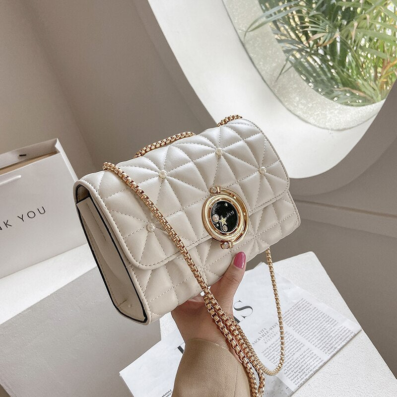 Diamond Lattice Chain Crossbody Bag